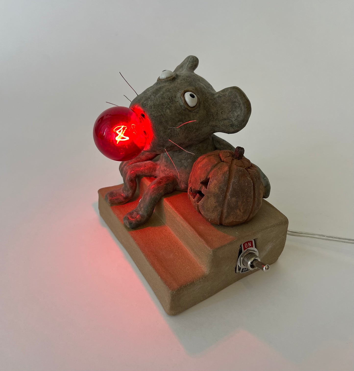 Trick Or Treat Rat Lamp